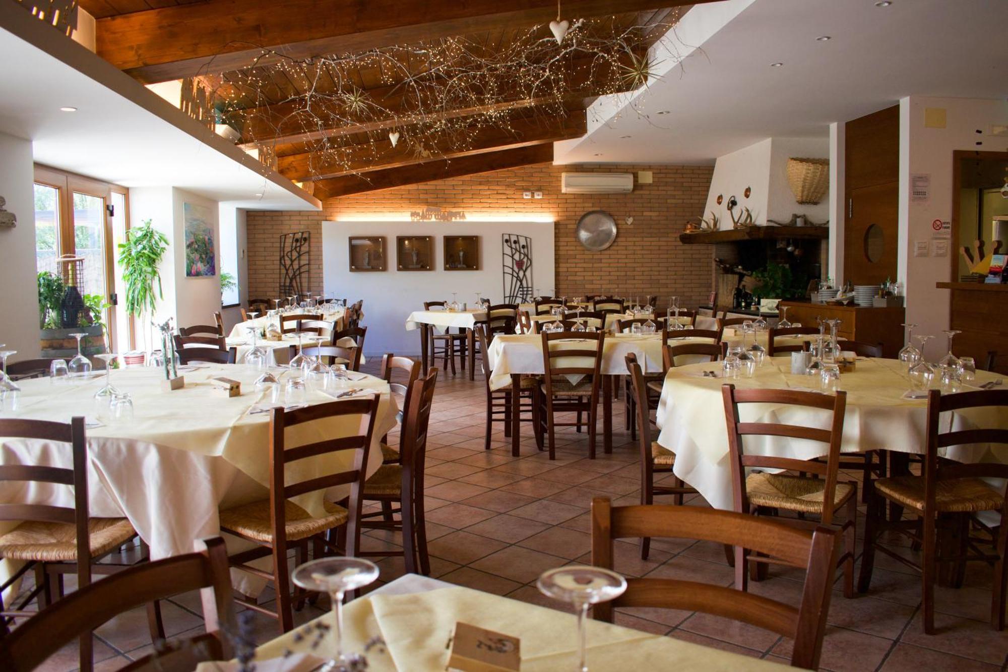 Agriturismo Monte Del Re San Pietro al Natisone ภายนอก รูปภาพ
